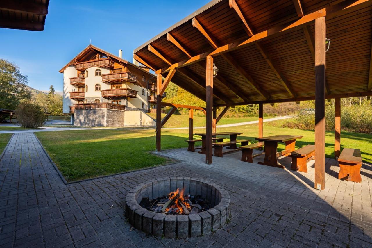 Apartment Amelia Tale, View Of Chopok From Large Terrace, In The Nature Horná Lehota Exterior photo