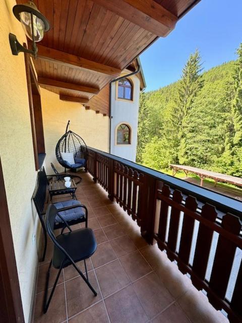 Apartment Amelia Tale, View Of Chopok From Large Terrace, In The Nature Horná Lehota Exterior photo